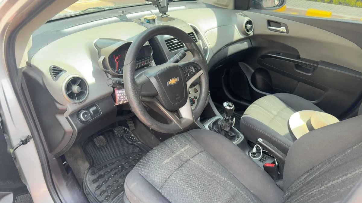 Chevrolet Sonic LT Hatchback 2016 Gris