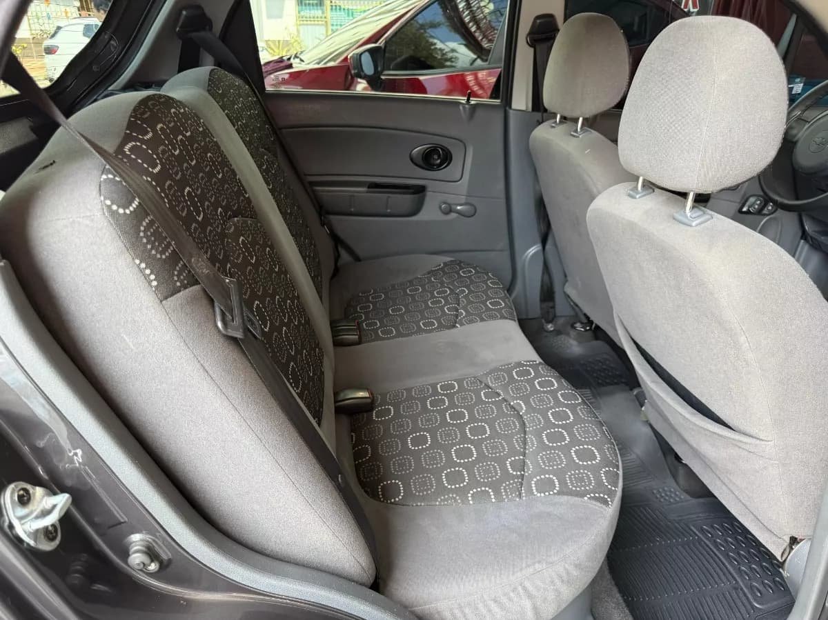 Chevrolet Spark 1.0 Life Gris Modelo 2016
