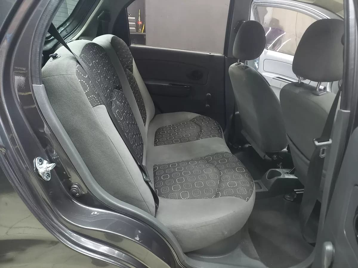 Chevrolet Spark 1.0 Life Gris Modelo 2017