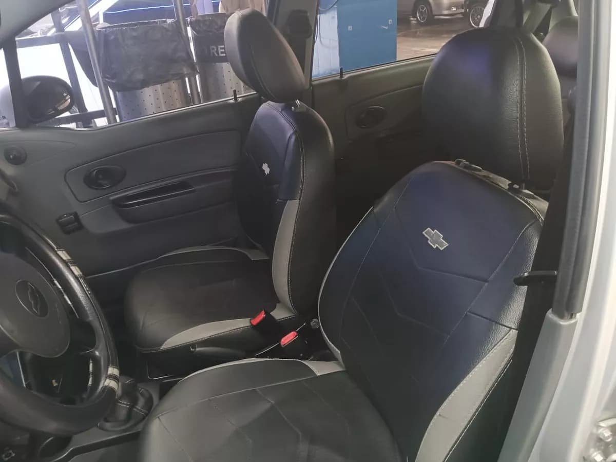 Chevrolet Spark 1.0 Life Plateado Año 2018