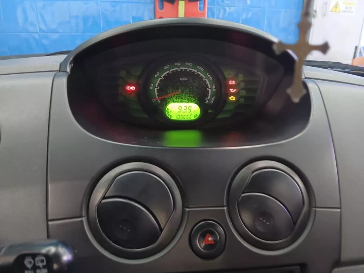 Chevrolet Spark 1.0 Life Plateado Año 2018