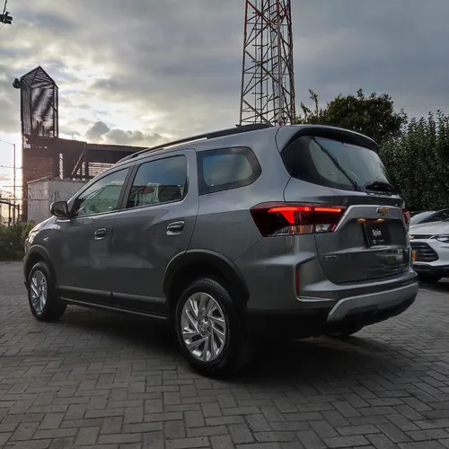 Chevrolet Spin 2026 Gris Bogotá