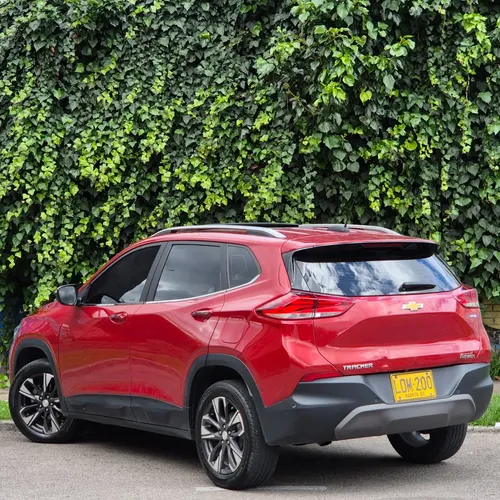 Chevrolet Tracker 2023 Rojo Bogotá