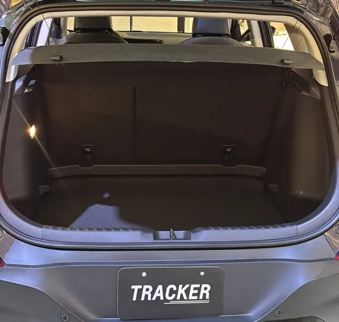 Chevrolet Tracker 1.2 T Premier At 2025 plata3
