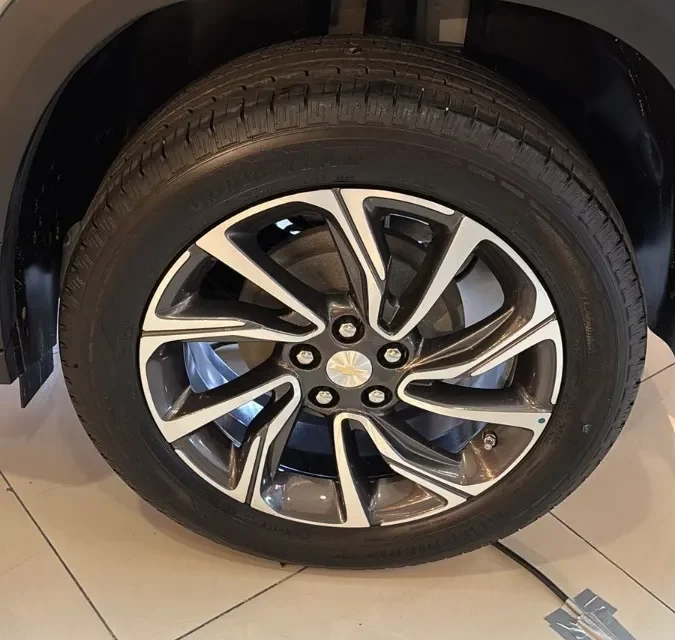 Chevrolet Tracker 1.2 T Premier At 2025 plata5