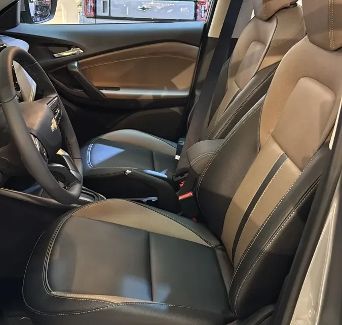 Chevrolet Tracker 1.2 T Premier At 2025 plata6