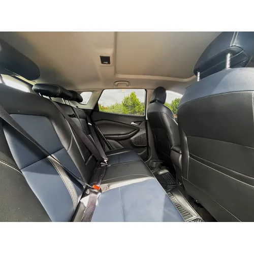 Chevrolet Tracker 2023 Plateado Bogotá