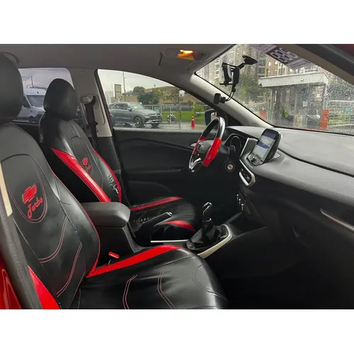 Chevrolet Tracker 2022 Rojo Bogotá