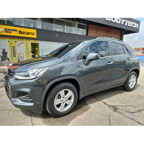 Chevrolet Tracker 2019 Gris Bogotá