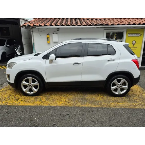 Chevrolet Tracker 2017 Blanco Medellín