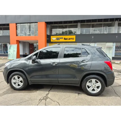 Chevrolet Tracker 2019 Gris Bogotá
