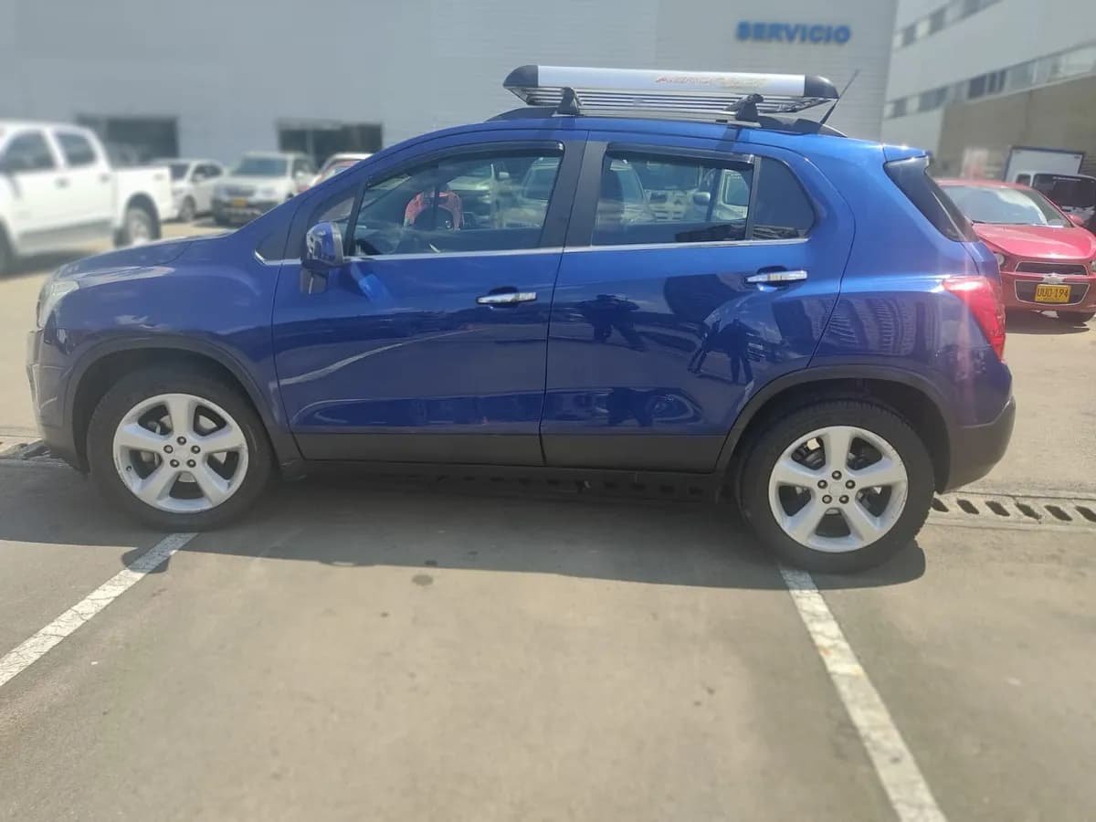 Chevrolet Tracker 1.8 Ltz Awd At 2017 Azul