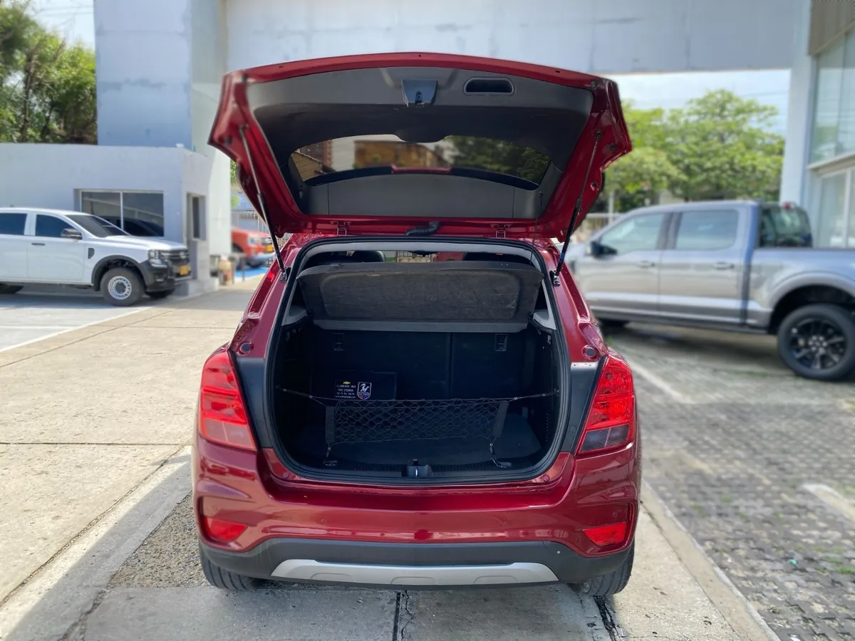 Chevrolet Tracker 1.8 Premier Awd At 2018 Rojo