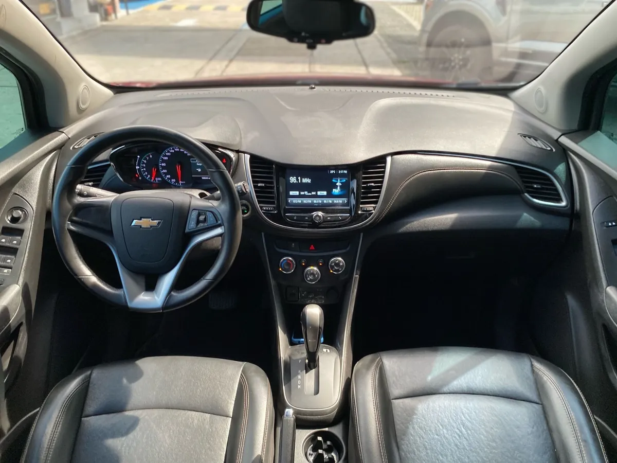 Chevrolet Tracker 1.8 Premier Awd At 2018 Rojo