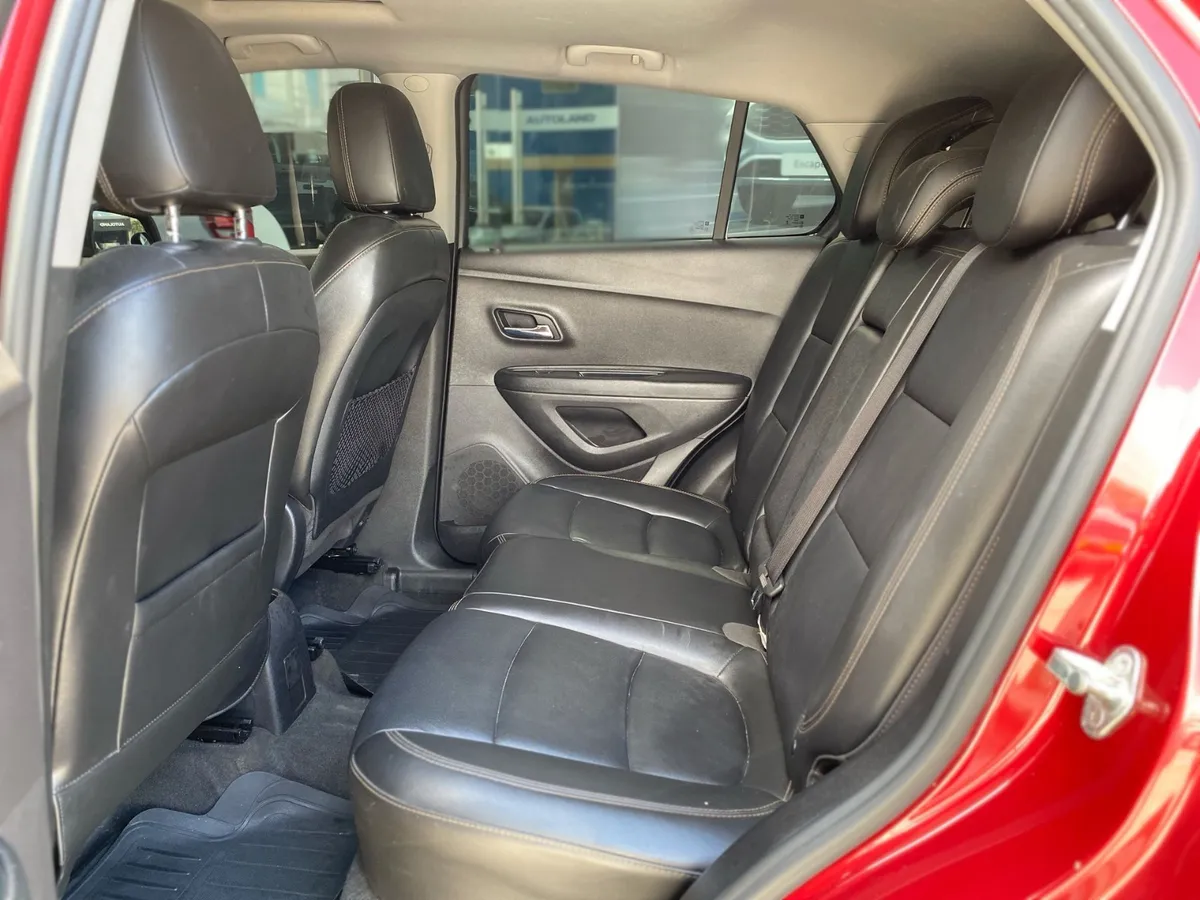 Chevrolet Tracker 1.8 Premier Awd At 2018 Rojo