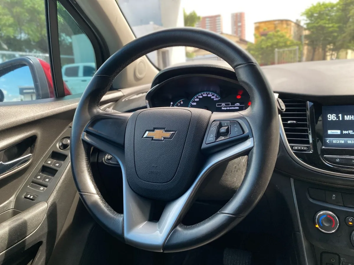 Chevrolet Tracker 1.8 Premier Awd At 2018 Rojo