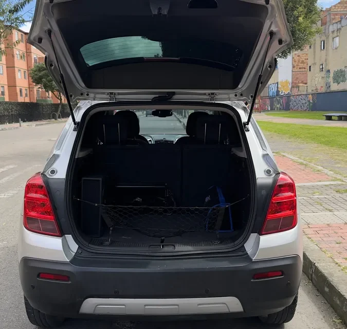 Chevrolet Tracker 2013 gris Automática en venta5