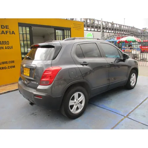 Chevrolet Tracker 2015 Gris Bogotá