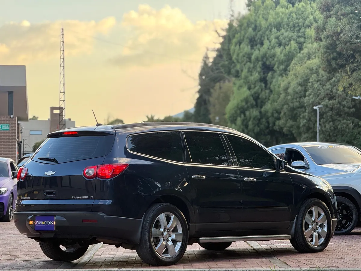 Chevrolet Traverse 2012 Negro Cota