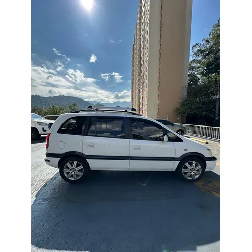 Chevrolet Zafira 2007 Blanco Medellín