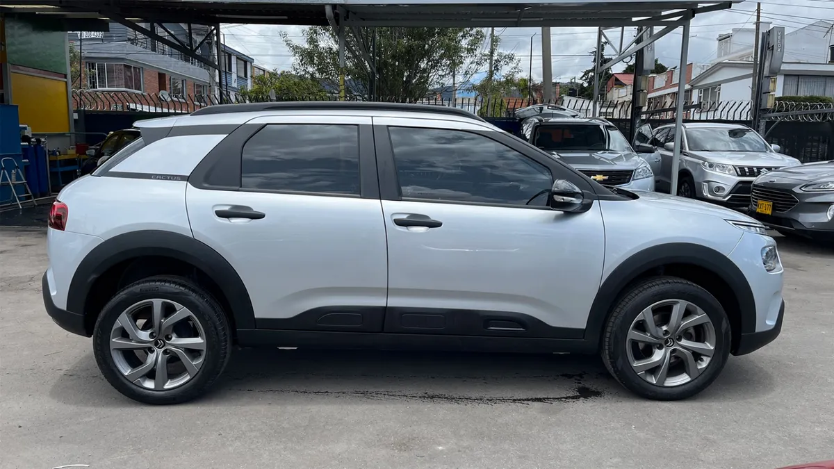 Citroën C4 2023 Gris Bogotá