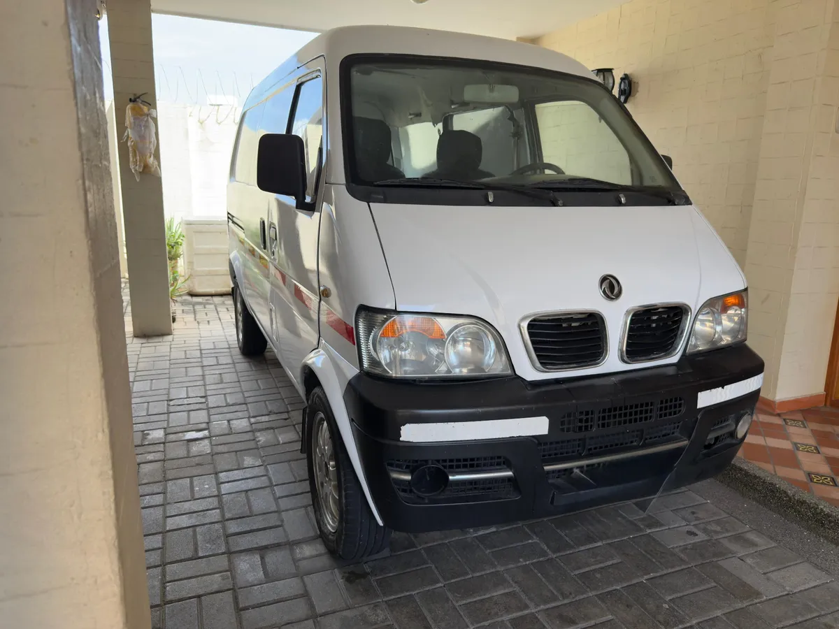 DFM Otro modelo DFM 2007 Blanco Barranquilla