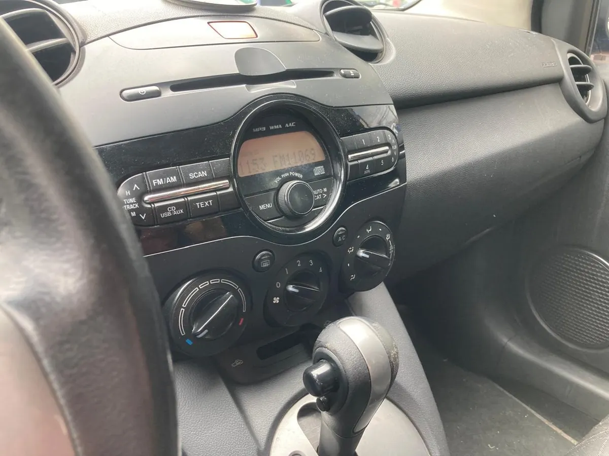 Mazda 2 1.5 15ha1c 2013 Azul