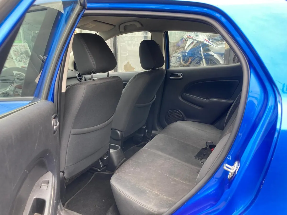 Mazda 2 1.5 15ha1c 2013 Azul