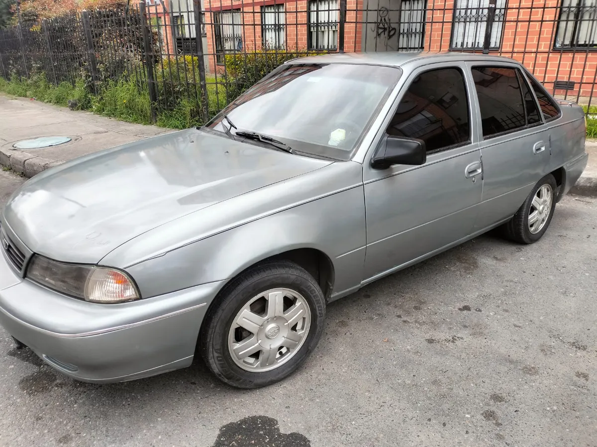 Daewoo Cielo 1997 Gris Soacha