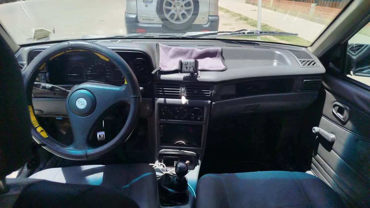 Daewoo Cielo 1997 Gris Soacha