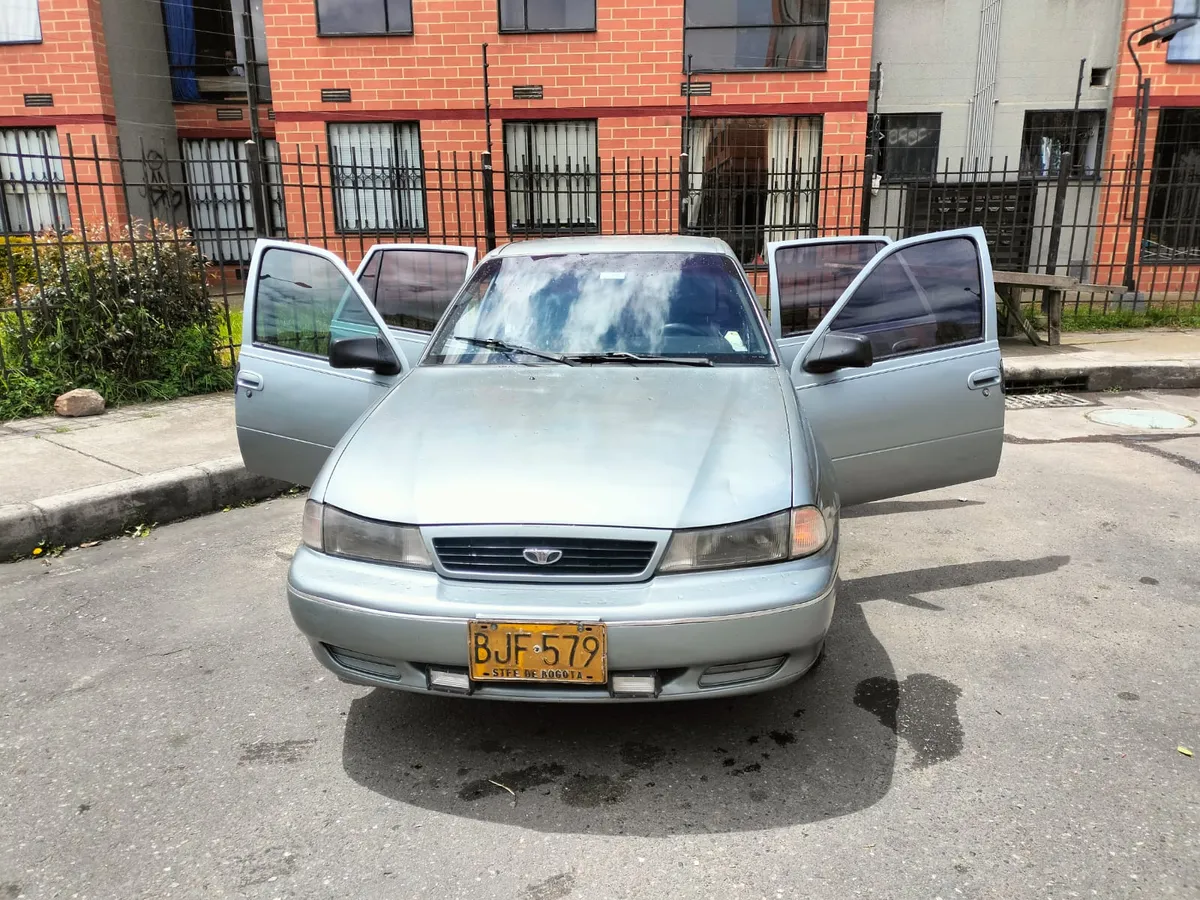 Daewoo Cielo 1997 Gris Soacha