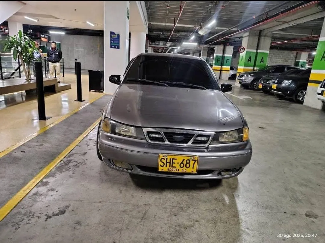 Daewoo Cielo 1999 Gris Bogotá