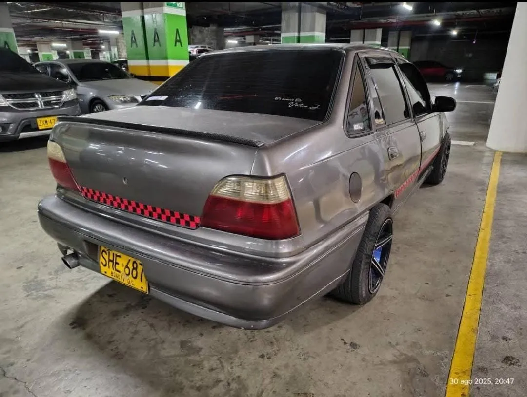 Daewoo Cielo 1999 Gris Bogotá