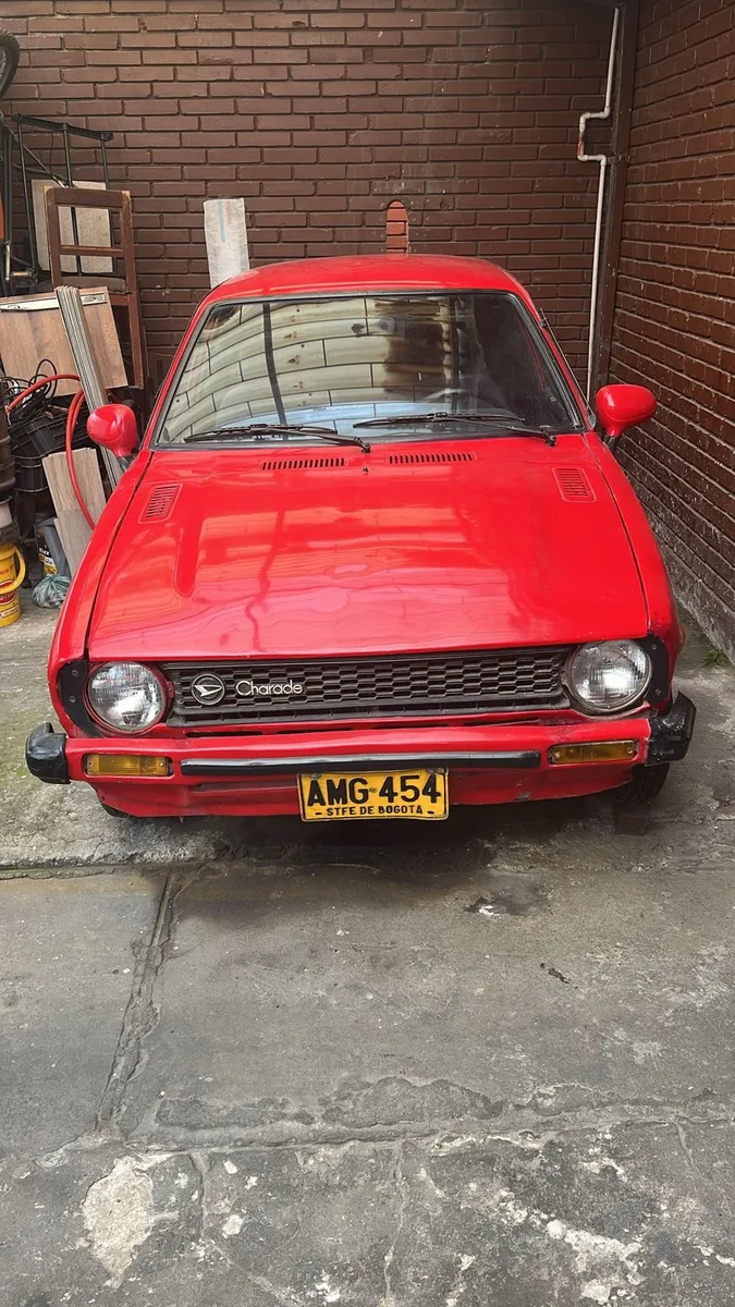 Daihatsu Charade 1980 Rojo Bogotá
