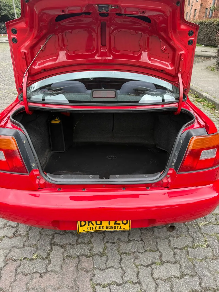 Daihatsu Charade 1998 Rojo Bogotá