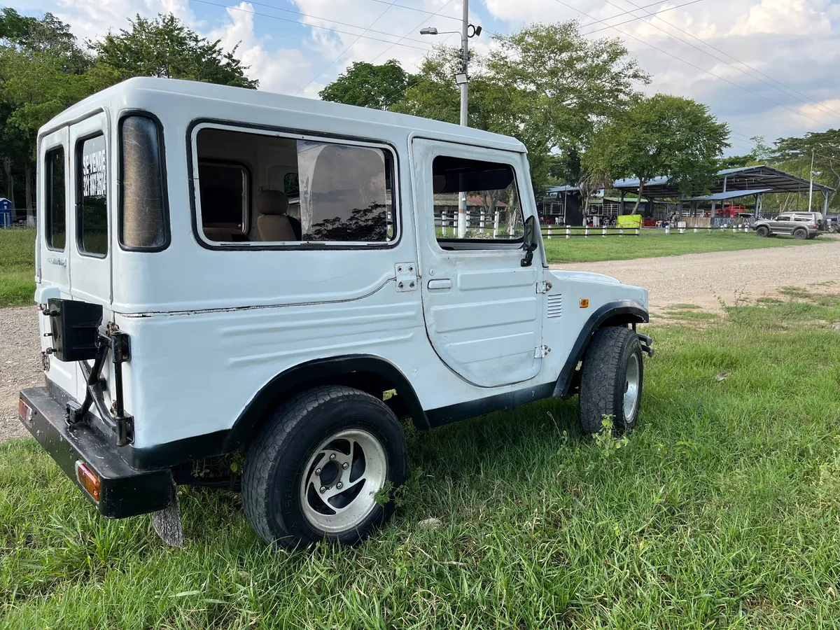 Daihatsu F10 1977 Blanco Aguachica