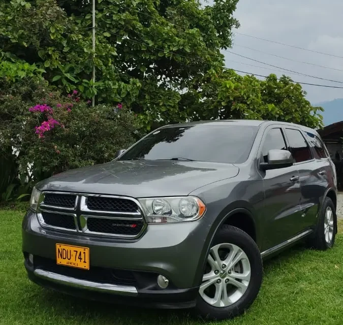 Dodge Durango 3.6 Sxt 2012 gris6