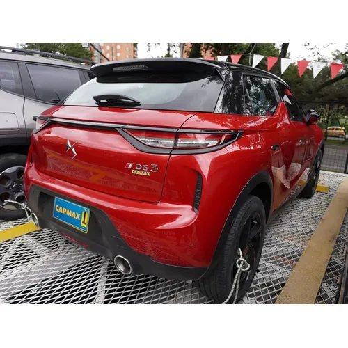 D.S. DS3 2022 Rojo Bogotá