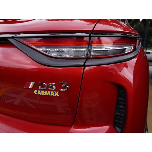 D.S. DS3 2022 Rojo Bogotá