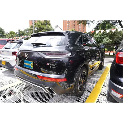 D.S. DS 7 2019 Negro Bogotá