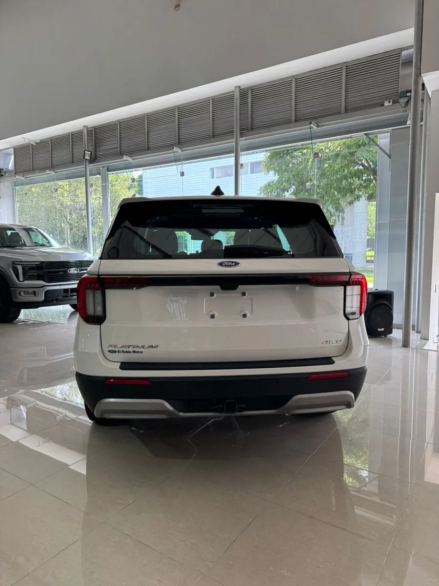 Ford Explorer Limited 2025 Blanco Pereira
