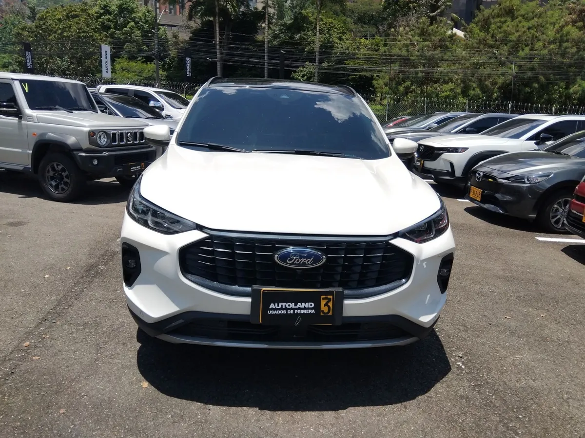 Ford Escape 2024 Blanco Medellín