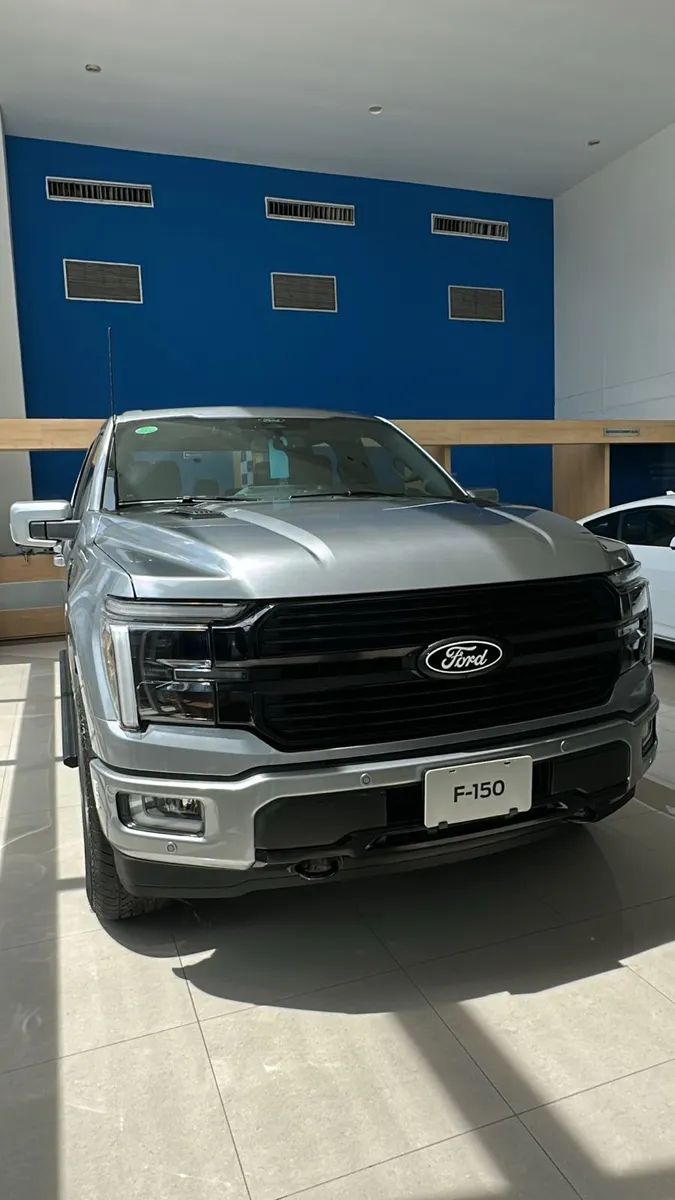 Ford F-150 2025 Plateado Barranquilla