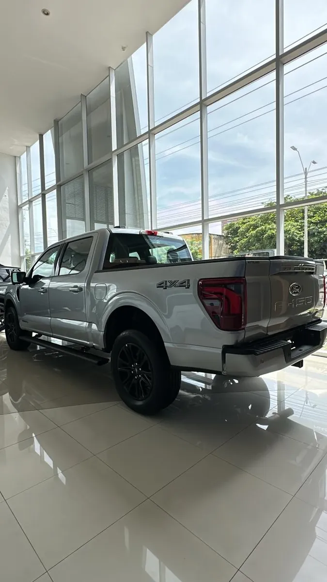 Ford F-150 2025 Plateado Barranquilla