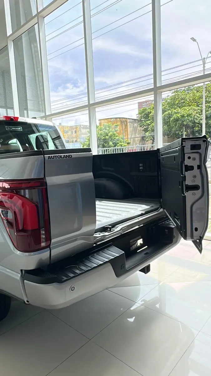 Ford F-150 2025 Plateado Barranquilla