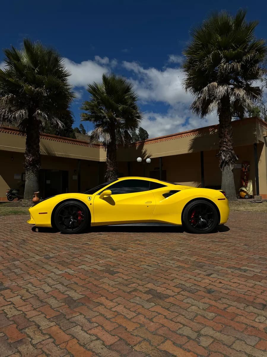 Ferrari 488 3.9 Gtb 2016 Amarillo