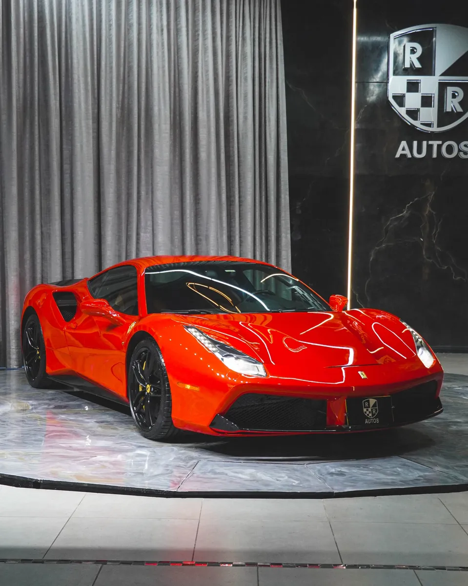 Ferrari 488 GTB Modelo 2016 color Rojo