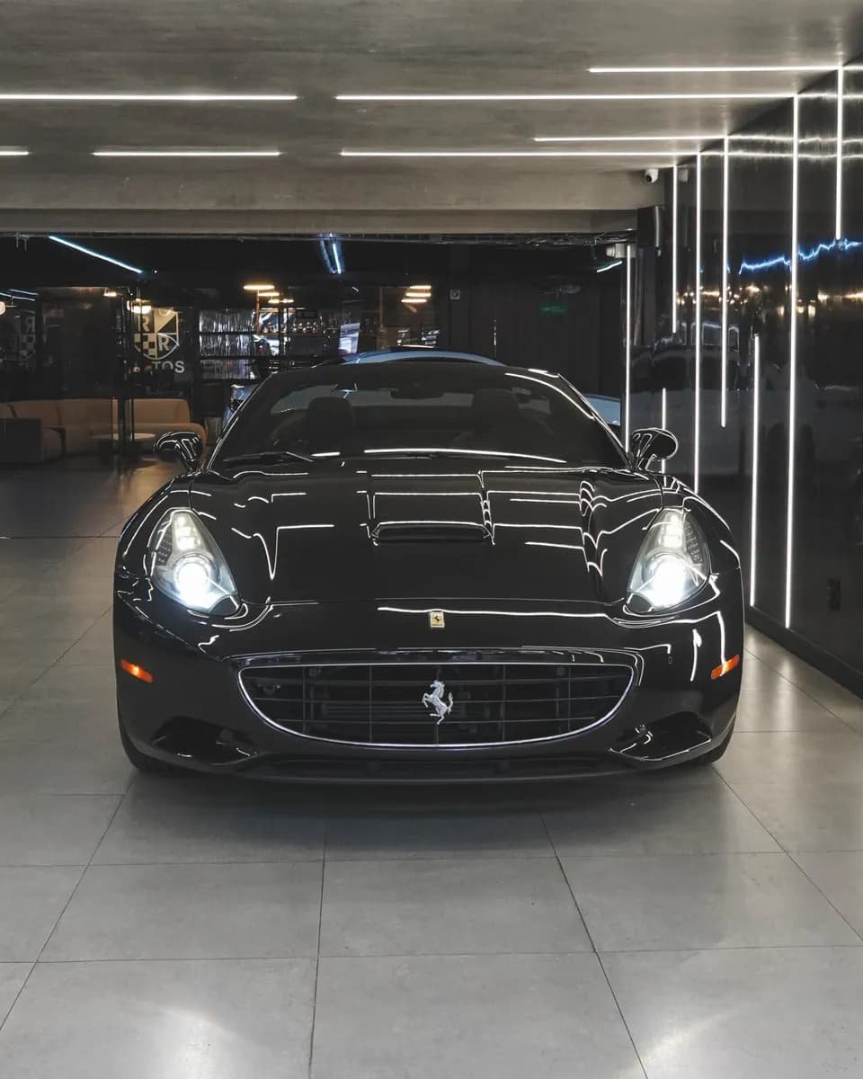 Ferrari California 4.3 Coupe Convertible 2010 Negro