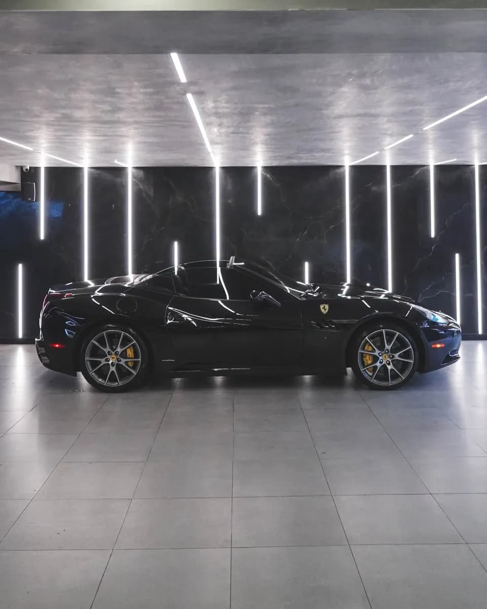 Ferrari California 4.3 Coupe Convertible 2010 Negro