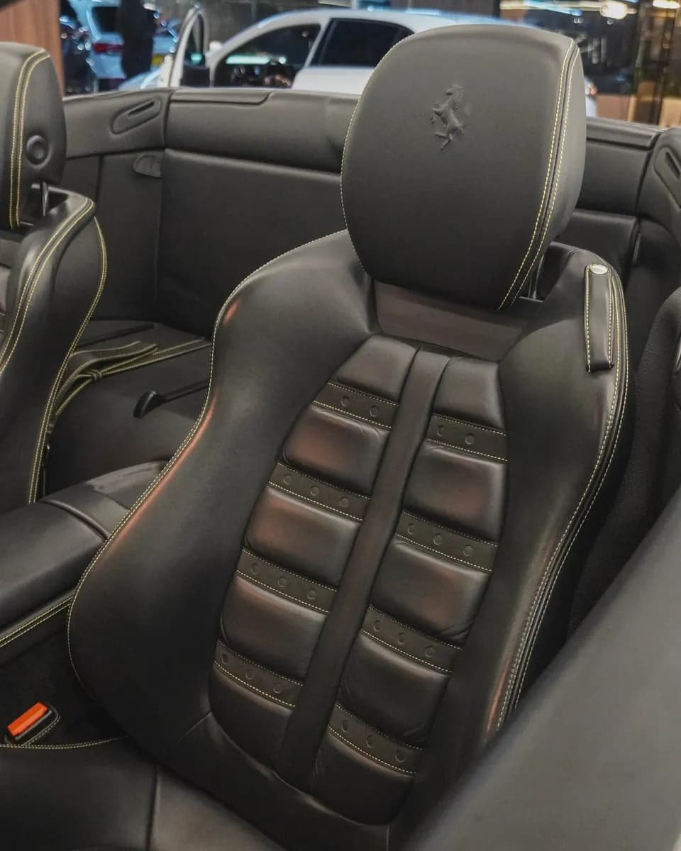 Ferrari California 4.3 Coupe Convertible 2010 Negro
